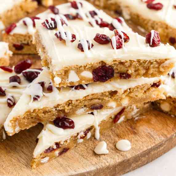 This cranberry bliss bars recipe is a homemade copycat version of Starbucks' ever-popular seasonal d