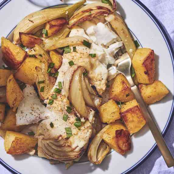 Sheet Pan Baked Halibut with Potatoes and Fennel
