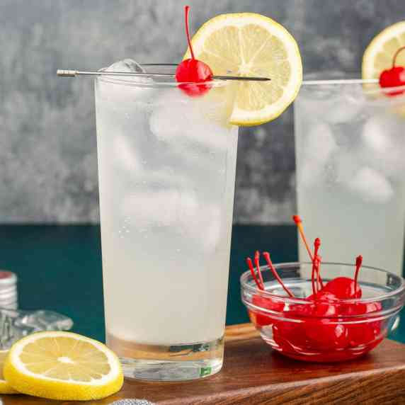 Tom Collin's cocktail consists of dry gin, a dash of lemon juice and simple syrup, and a splash of c