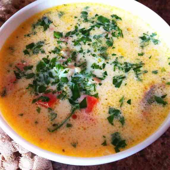 Romanian chicken soup