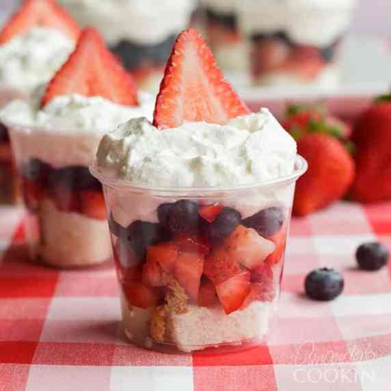 Mini Shortcake Cups are perfect for Memorial Day, 4th of July or just any time. These adorable littl