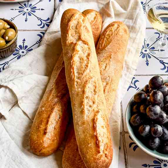 https://trivet.recipes/images/made/sourdough_demi_baguettes_30%F0%9F%90%BEabcdef%F0%9F%90%BE3f622879bd0aac21f0fb169095903e2caf9b3349.jpg