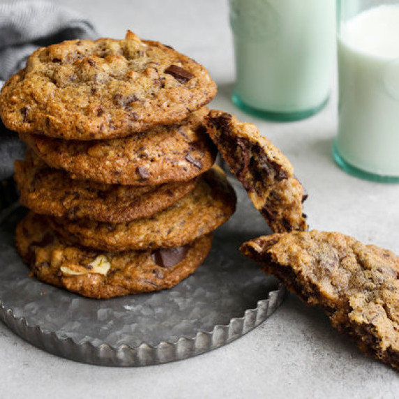 Thick-And-Gooey Chocolate-Chip Cookies