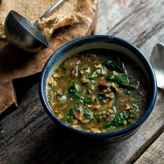 Mushroom-Spinach Soup with Cinnamon, Coriander and Cumin