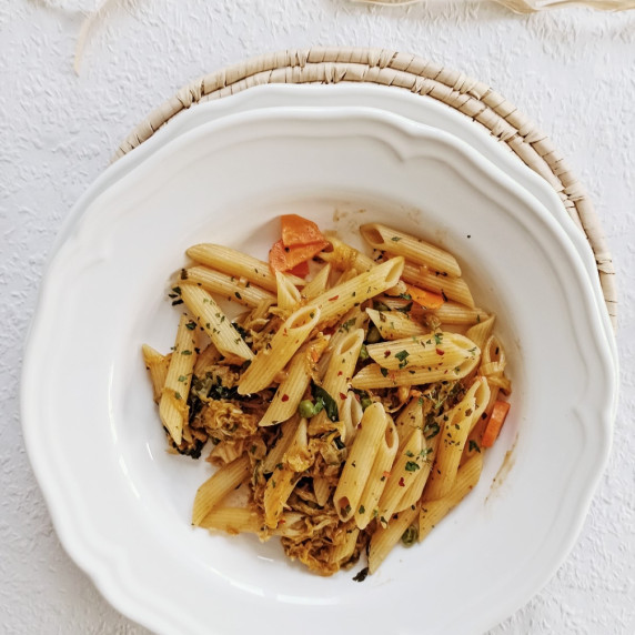Pasta with caramelized cabbage