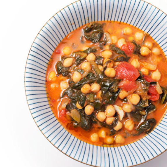 Vegan Garbanzos Con Espinacas Y Jengibre (Spanish Chickpea and Spinach Stew with Ginger)