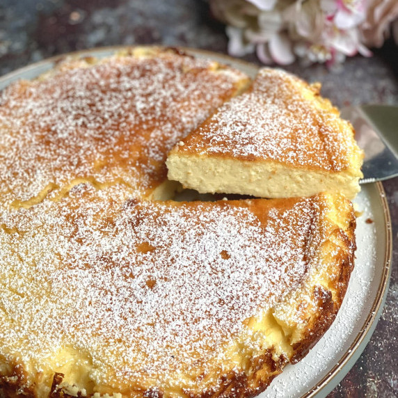 Easy Flourless Yogurt Cake