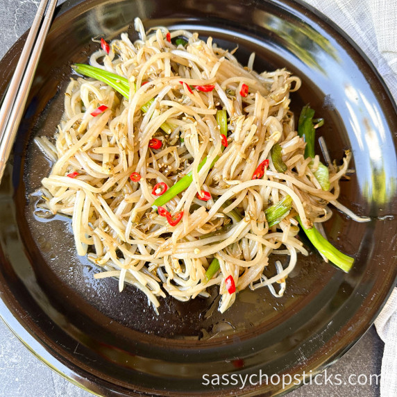 stir fry mung bean sprouts