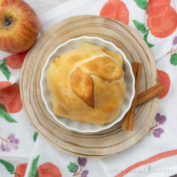 Apple turnover in the Air fryer