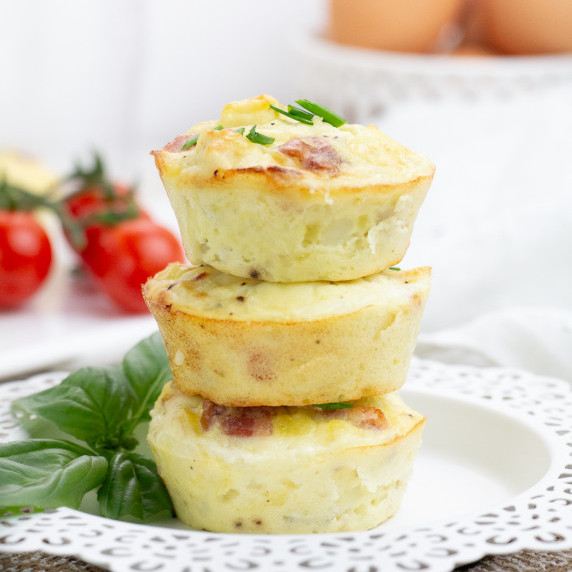 cheesy breakfast bacon egg bites