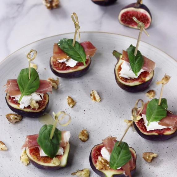 Figs with Goat´s Cheese and Parma Ham