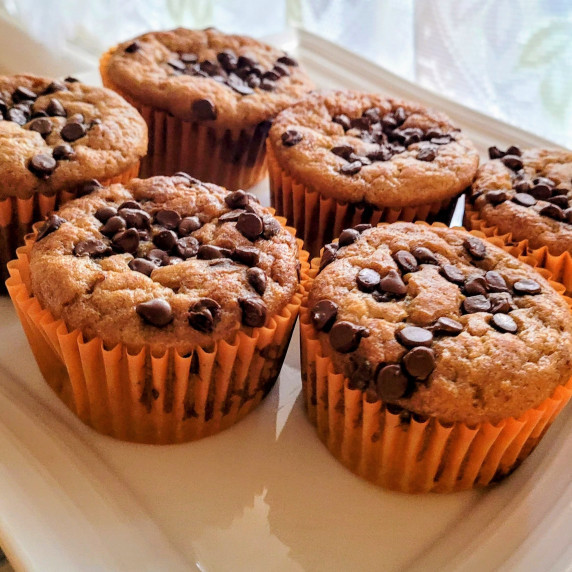 Six Pumpkin Chocolate chip muffins.