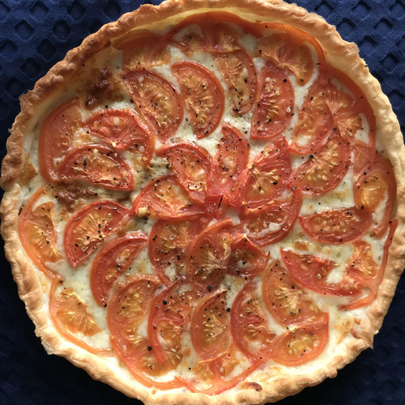 Tomato and Cheese Pie