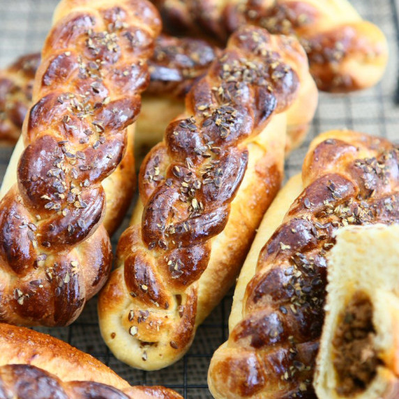 Braided Meat Buns