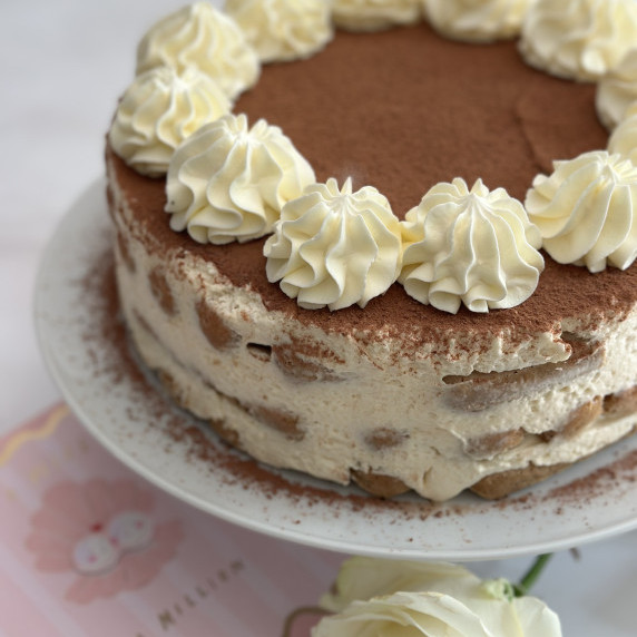 Classic Italian Tiramisu Cake