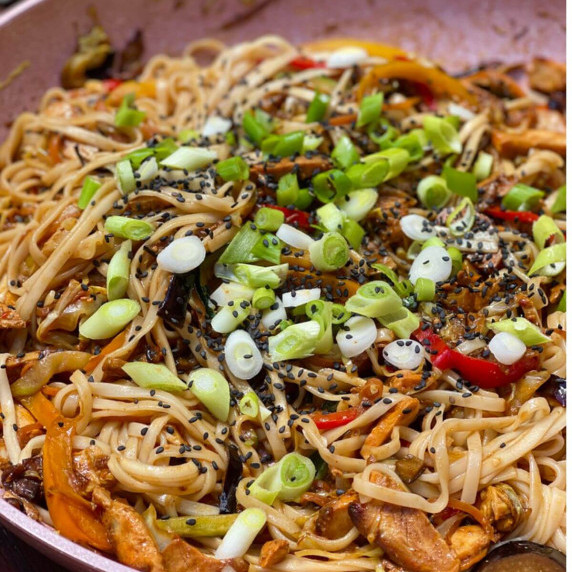 Chicken Noodle Stir-Fry