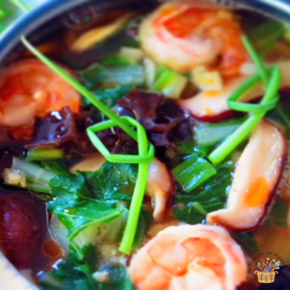 Long Soup Recipe with shrimp, Bok choy, shiitake mushrooms, and wood ear mushrooms in a bowl