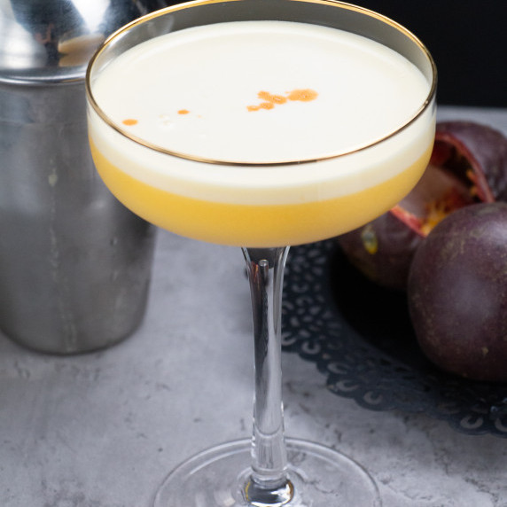 Maracuya Sour cocktail