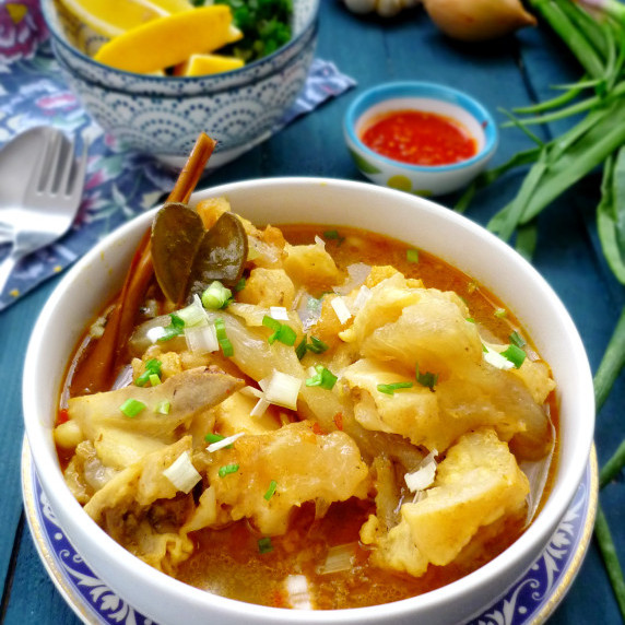 INDONESIAN FOOD; COW FOOT (trotters) SOUP
