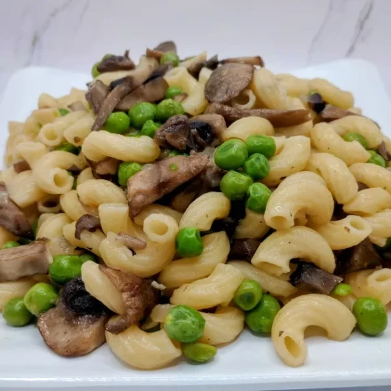 Healthy Peas And Mushrooms Pasta