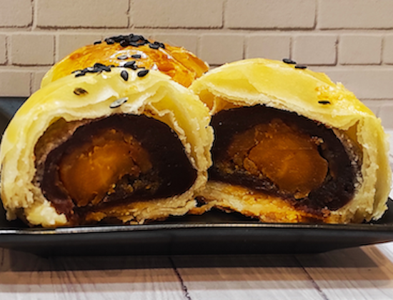 Red Bean Pastry with egg yolk