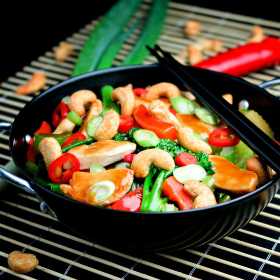 Chicken stir fry with cashew nuts and vegetables