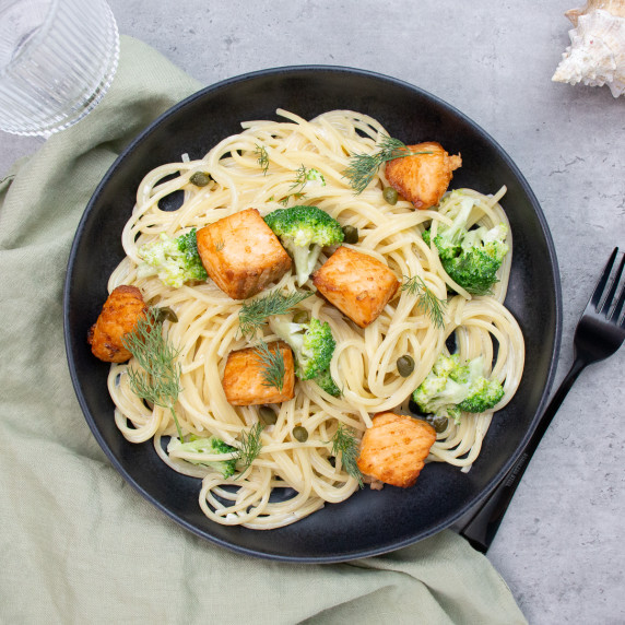 salmon pasta with broccoli