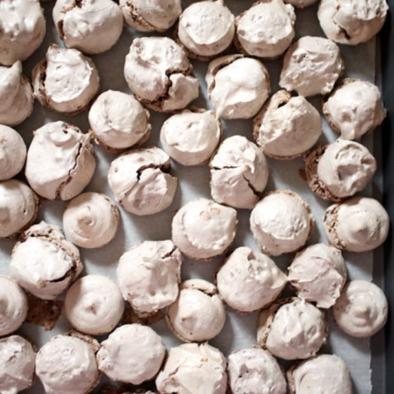 Chewy Chocolate Meringues