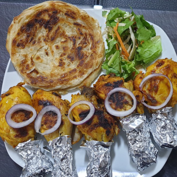 Tangdi Kababs with Paratha , Nan, Bun