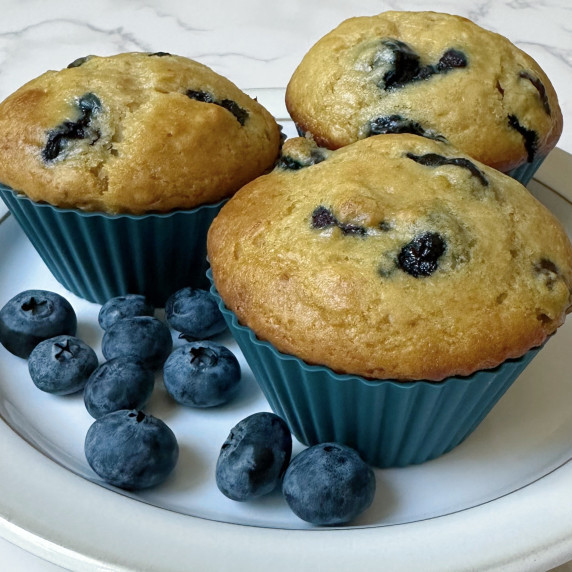 finished vegan blueberry muffins