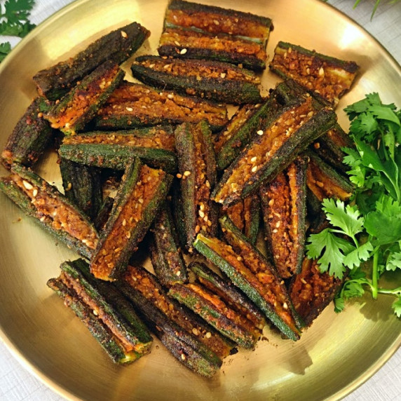 A delicious nutty vegan side dish made with okra stuffed with tangy, spicy stuffing! perfect starter