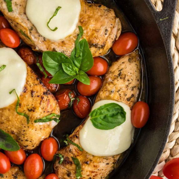 Juicy chicken cooked in balsamic glaze, topped with mozzarella, tomatoes, and basil 