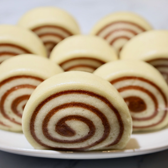 chocolate spiral mantou