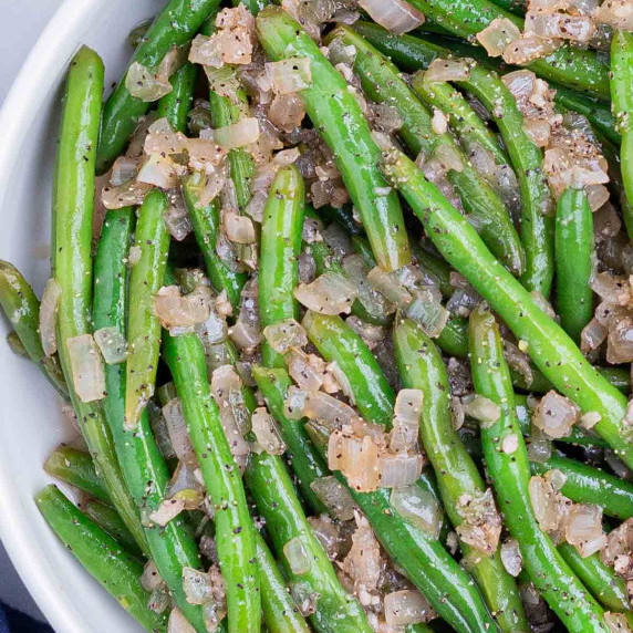 Green Beans with Vinegar RECIPE served in a white dish.
