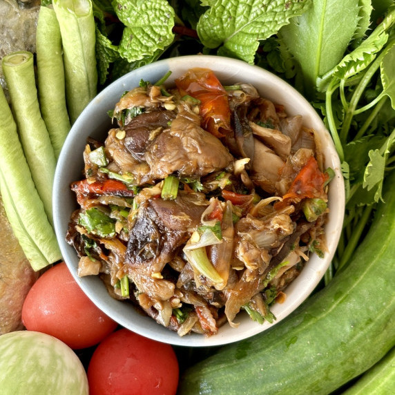 Jeow het, Lao mushroom dipping sauce, with vegetables and fish.