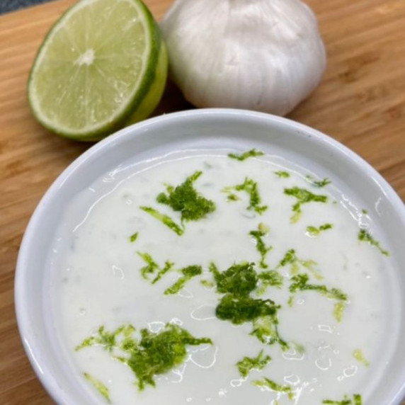 Bowl of delicious lime crema