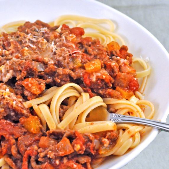 Linguine with Meat Sauce