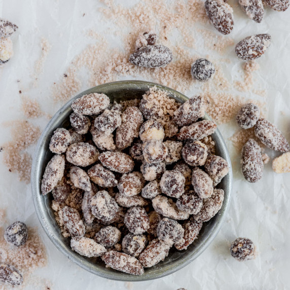 candied caramelized almonds