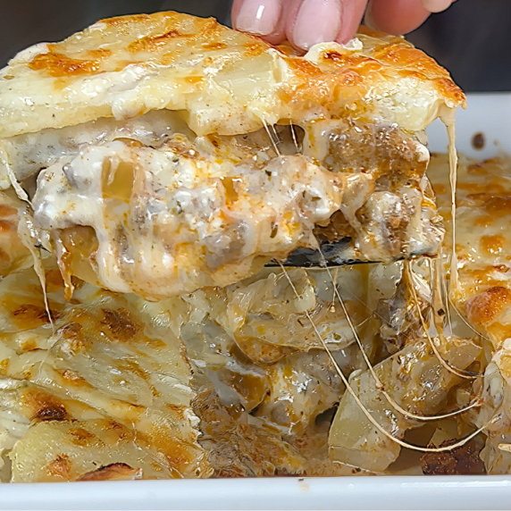 Cheesy beef casserole