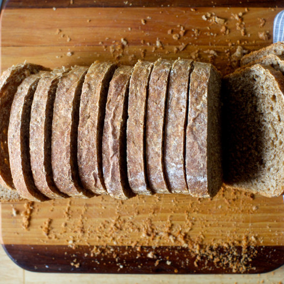 Oat and Wheat Sandwich Bread