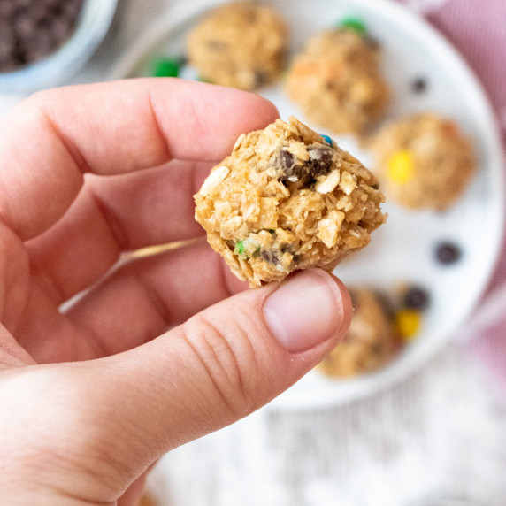 mini monster energy ball with oats and chocolate chips