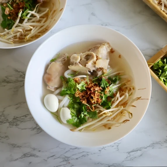 Vietnamese Thick Noodle Soup