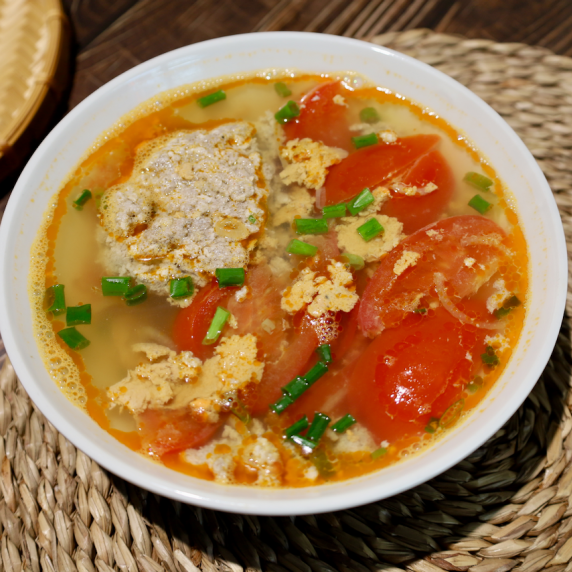 Vietnamese Tomato Crab Soup