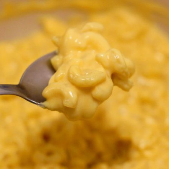 This One-Pot, No-Roux Macaroni and Cheese Is Crazy Creamy